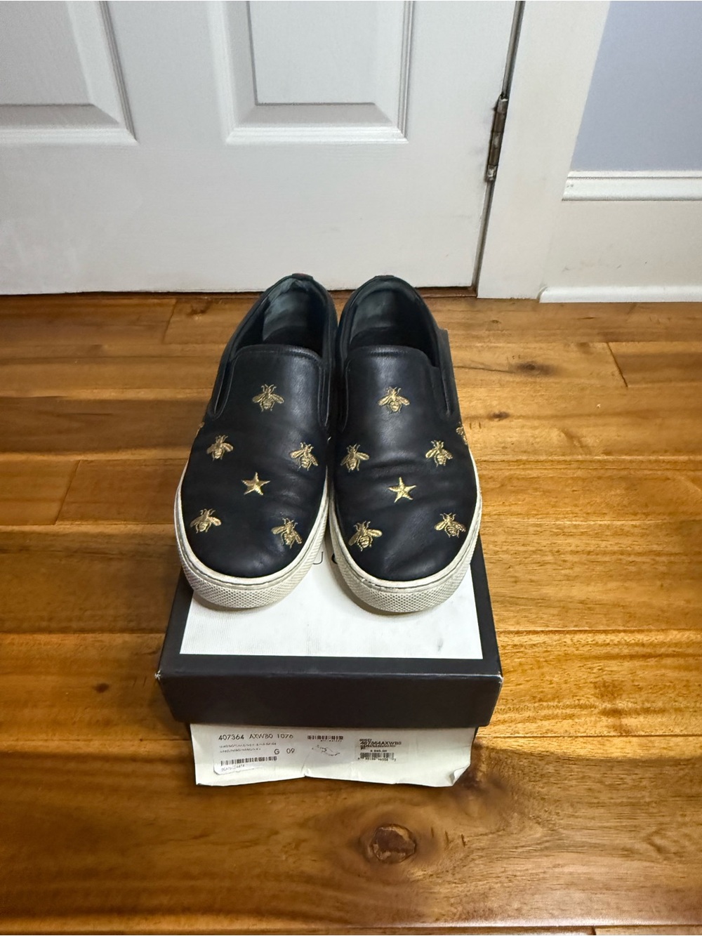 Authentic GUCCI leather slip on sneakers